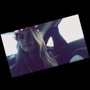 Meet your Posher, Alyson